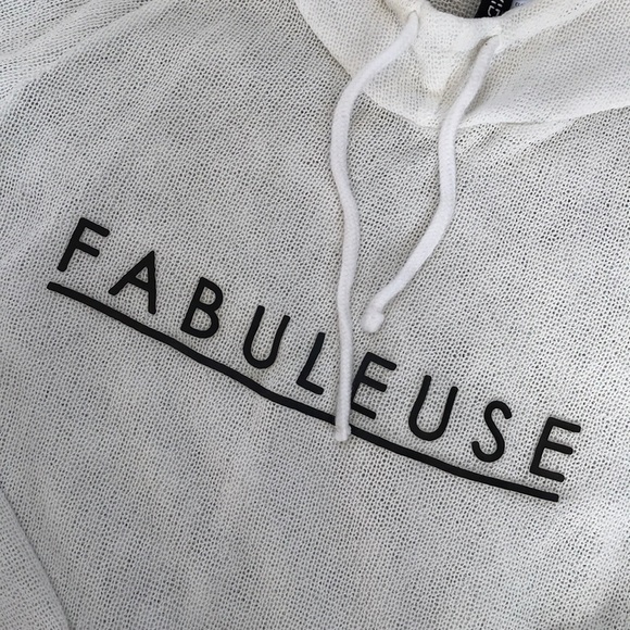 Fabuleuse light pullover top, size XS - Picture 3 of 5